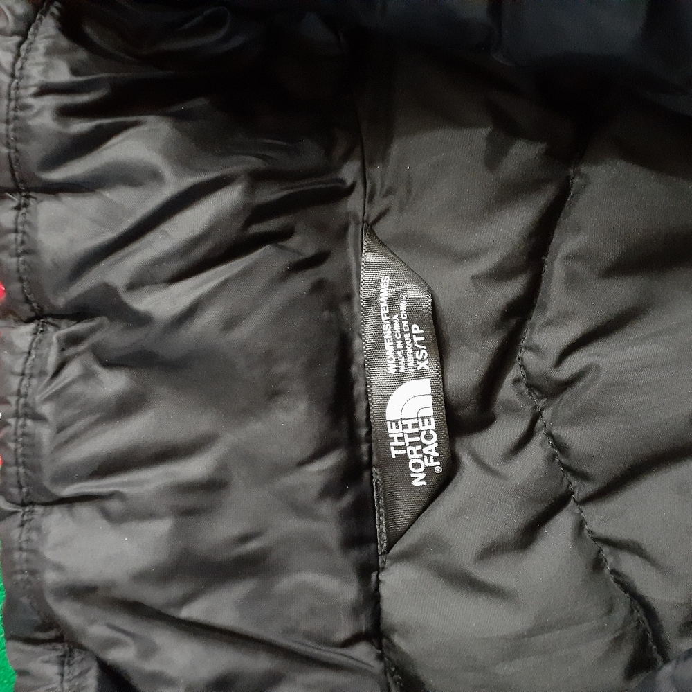 The North Face 550 puffer vest - Picture 4 of 4
